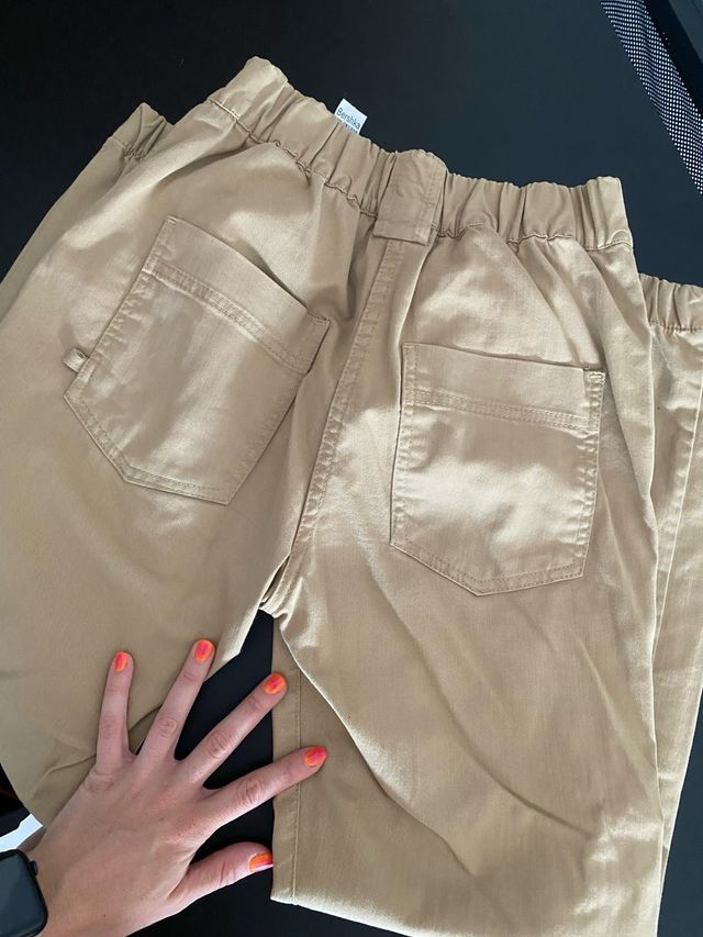 Pantalones cargo beige - tiro alto