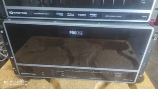 Home Cinema Crestron PROCISE: Preamplificador + Am