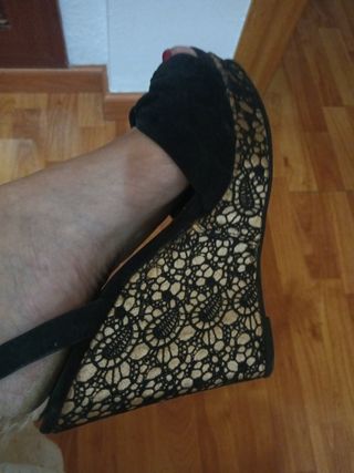Zapatos cuña mujer negros