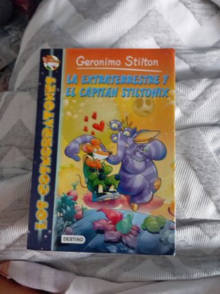 La extraterrestre y el capitán Stiltonix