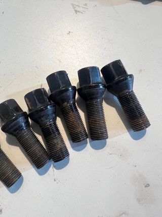 Tornillos BMW serie Fxx validos para F30/F32