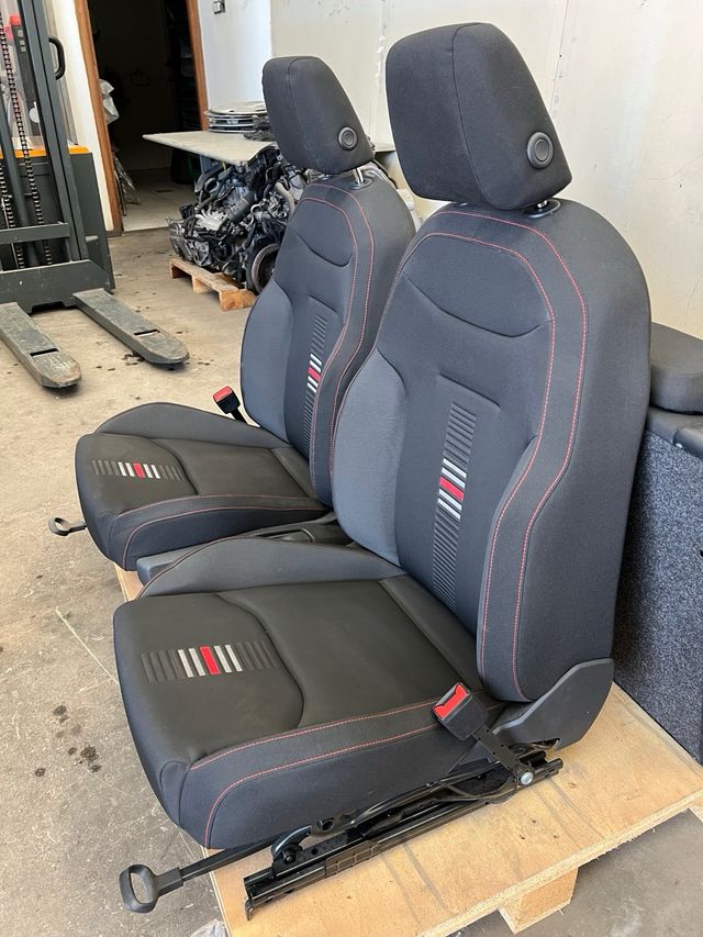 Interior Asientos Seat Ibiza FR 5 puertas 1 de  2