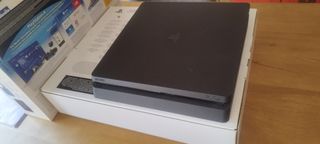 PS4 (PlayStation 4) - NBA 2K21