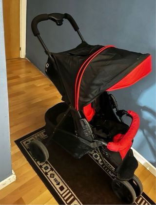 Cochecito bebé ligero rojo