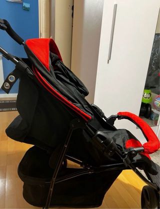 Cochecito bebé ligero rojo
