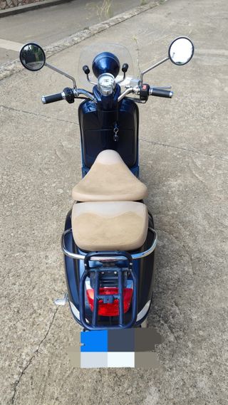 Vespa 125 LX Vintage Azul