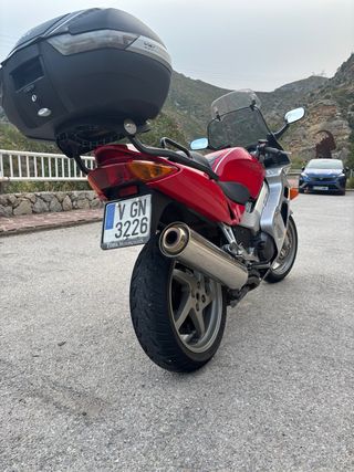 Honda VFR 800 FI 50 aniversario