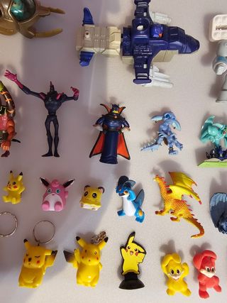 Lotto Giocattoli: Pikachu, Skylanders,e altri rari