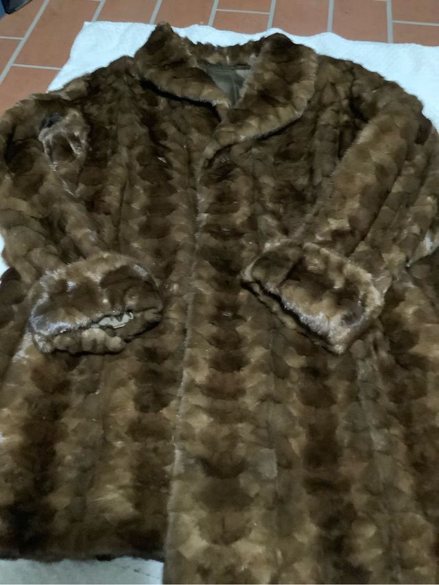 Giaccone ecopelliccia marrone vintage