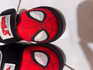 Pantofole Spiderman bimbo H&M