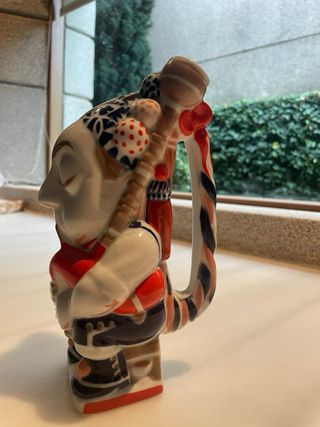 Figura cerámica Sargadelos edición limitada. 