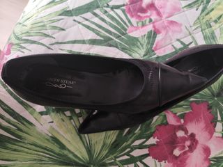 Zapatos Elizabeth Stuart negros