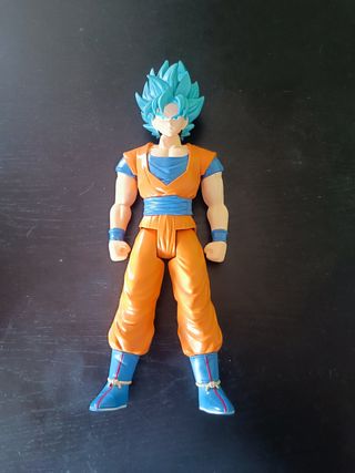 Goku SS Blue Figure 30cm