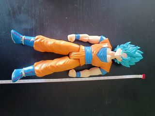 Goku SS Blue Figure 30cm