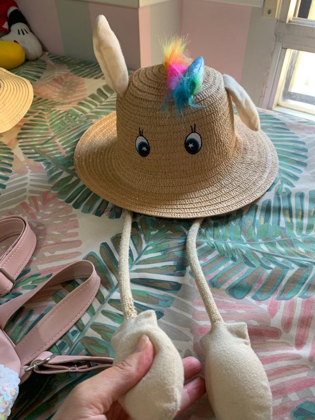 Adorable mochilas y sombreros Mayoral niña todo 20