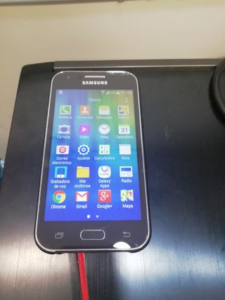Samsung Galaxy J1 - Smartphone Negro