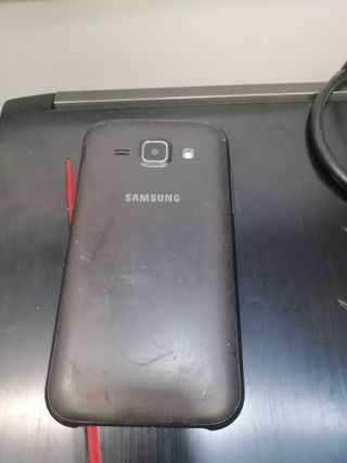 Samsung Galaxy J1 - Smartphone Negro