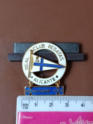 Insignia Real Club Regatas Alicante 1967