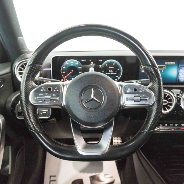 Mercedes-Benz Clase A AMG LINE