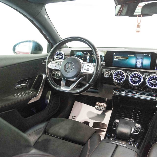 Mercedes-Benz Clase A AMG LINE