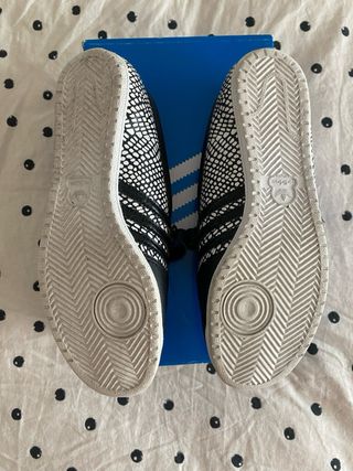 Zapatillas Adidas Adria Low - 36