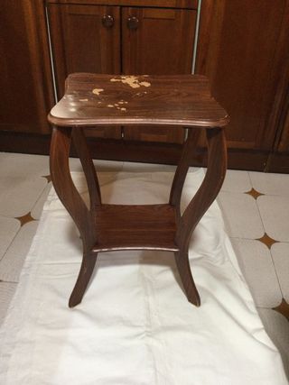 Mesita madera estilo vintage