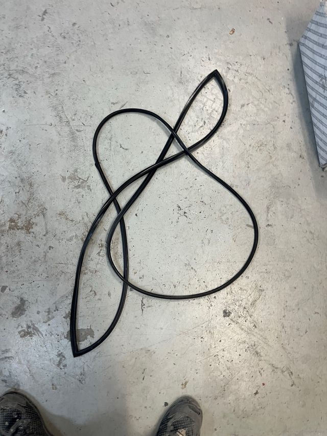 Goma parabrisas Alfa Romeo 156