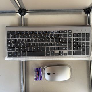 Tastiera Mouse KM9000 Wireless