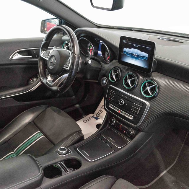 Mercedes-Benz Clase A AMG PETRONAS EDITION