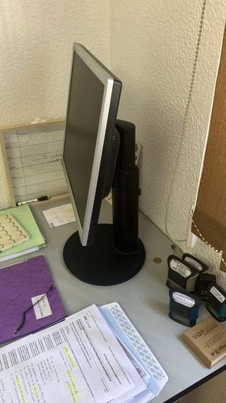 Monitor LG Flatron L1942PM - Plata