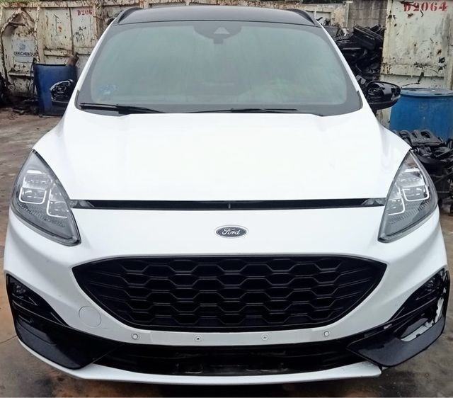 Ford Kuga PHEV ‘23