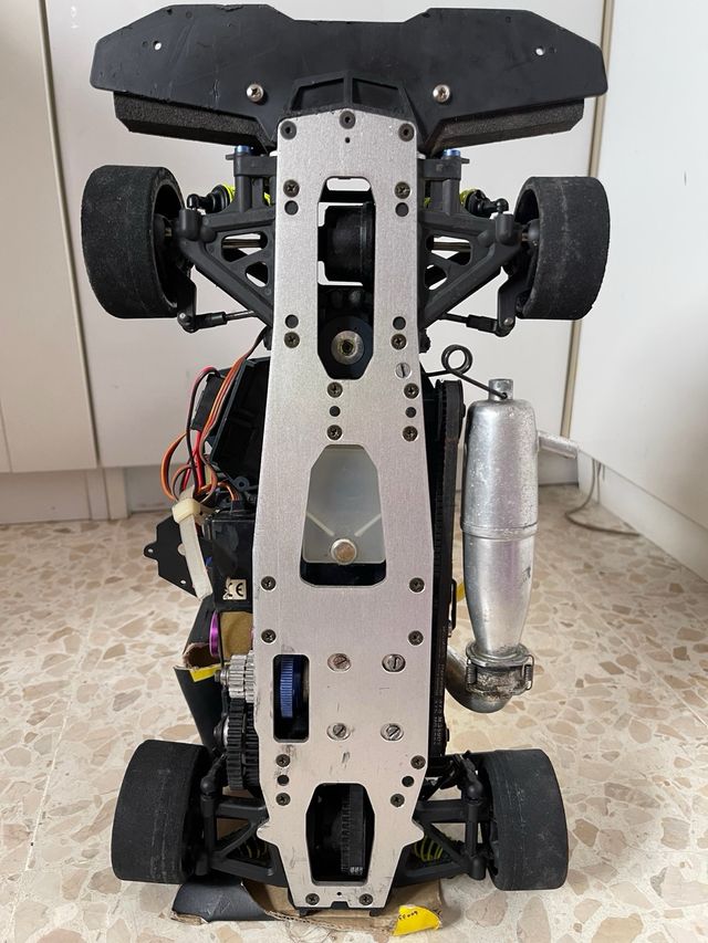 Kyosho V-One RR coche RC