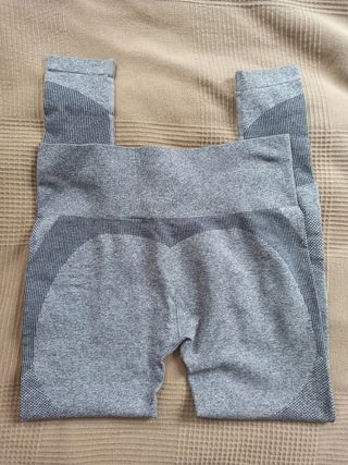 Mallas deportivas grises seamless