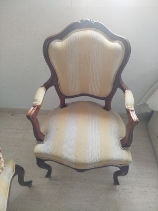 Armario Cómoda Cama Mesitas Sillas