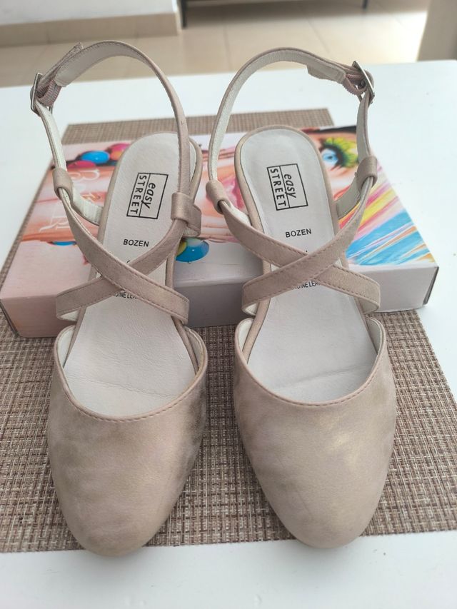 Zapatos Easy Street beige