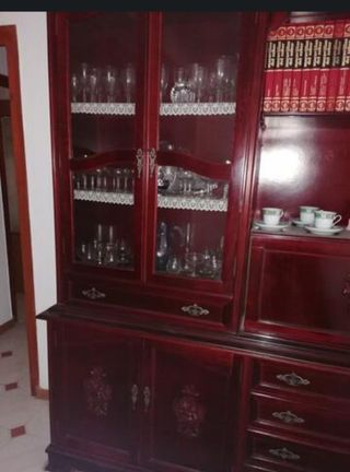 Mueble aparador antiguo de madera