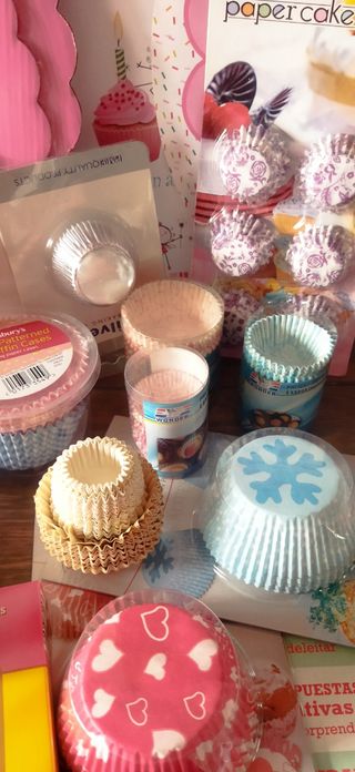 Lote repostería: moldes,decoraciones