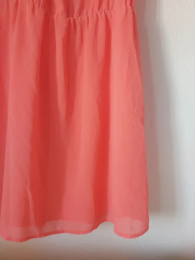 Vestido coral de HyM