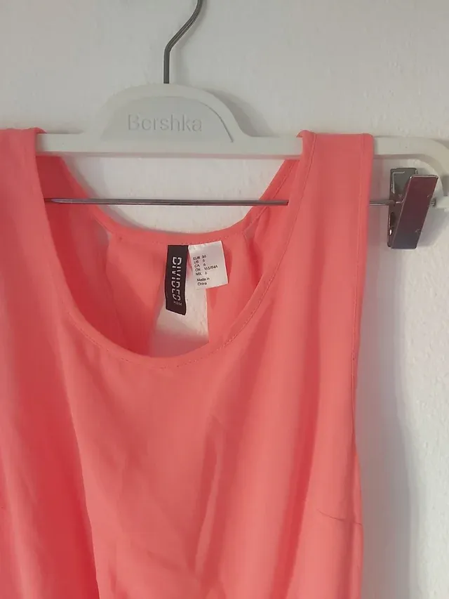 Vestido coral de HyM