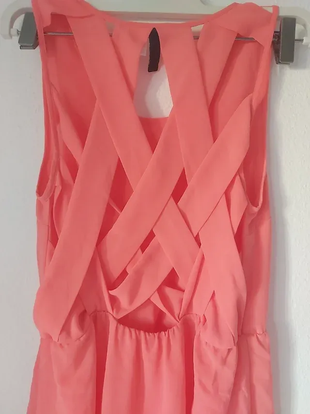 Vestido coral de HyM