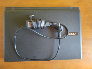 Portátil Acer negro