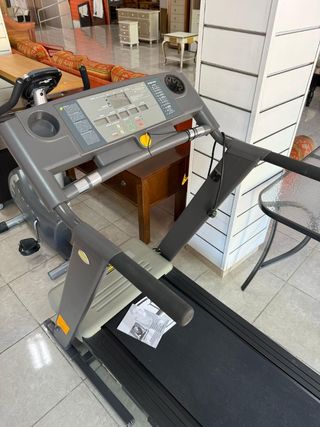 Cinta correr BH Fitness