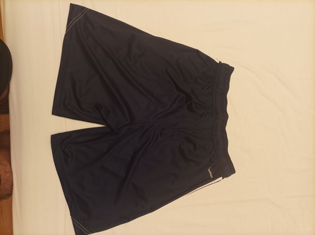 Shorts Adidas niño M, negro-rosa