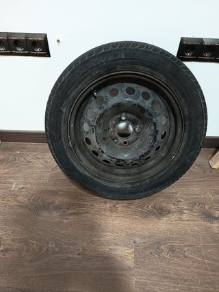 Neumático 165/65 R13 usado.
10 unidad 