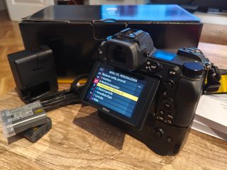 Nikon Z 7II + Accesorios