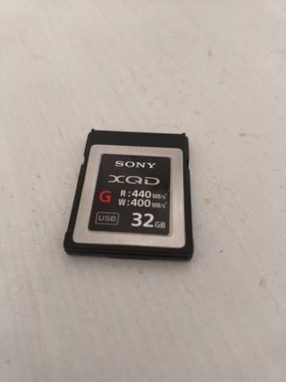 Nikon Z 7II + Accesorios