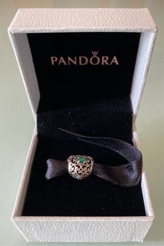 Charm Pandora corazón verde