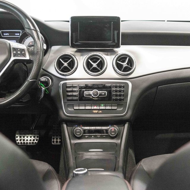 Mercedes-Benz GLA AMG
