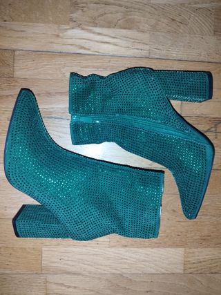Botines tacón verde 
