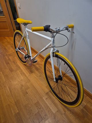 Bicicleta fixie blanca - Shimano Nexus
